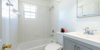 Peachtree Hills Court Gallery 18