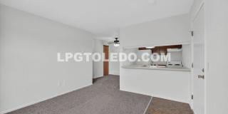 1220 Bedford Woods Dr.-16 Gallery 8