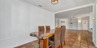 ALL THE CHARM! - Siesta Key 1+ acre on the Bay - 3 bed/ 2 bath pool home Gallery 14