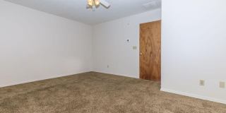 Regency Court Gallery 21