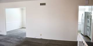 522 East Collins Gallery 15