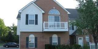 BEAUTIFUL SPACIOUS 2 BEDRM, 2 BATH CONDO W/ATTACHED GARAGE Gallery 1
