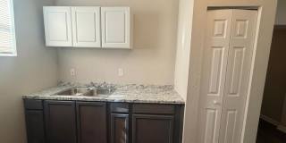 1128 Van Buren Street - 1 Gallery 1