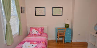 280 River St Gallery 13