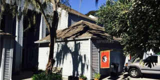 Large Executive Gated Carrollwood Townhome Gallery 1