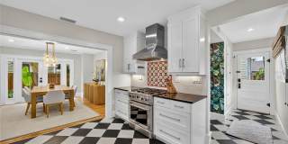 221 13TH Avenue NE Gallery 17
