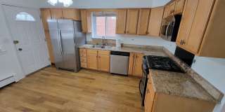 5809 N Whipple St Gallery 8