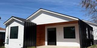 105 Forrest Gallery 1