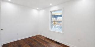 87 MERSELES ST Gallery 32