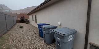 Spacious Home in Little Valley-Pets Negotiable Gallery 31