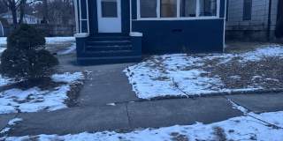 1027 S Chicago Ave Gallery 1