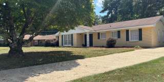 Magnificent brick home! Magnificent brick home! Gallery 1