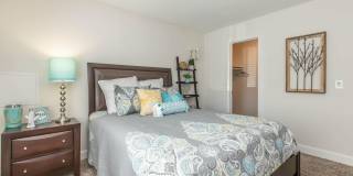 Nob Hill Apartments Gallery 9