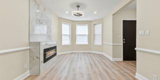 4704 W Monroe Street Gallery 10