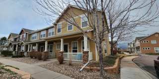 3 Bed 3 bath Town House in Soaring Eagles! Gallery 1