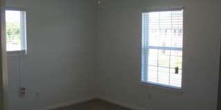 Fishers 4BDRM, 2.5BA home near Hamilton Town Center! Gallery 17