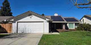 Charming 3BD/2BA Home in Quiet Cul-De-Sac with Solar & Included Landscaping Gallery 1