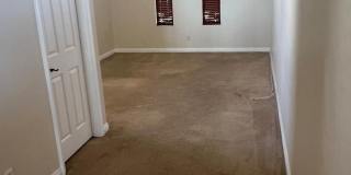 Spacious 4BR House in Riverside Gallery 42