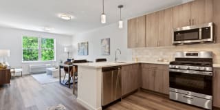 The Park at Woodbridge Station Gallery 5