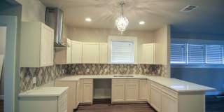 Historic 3/2 Adorable Remodel in Dignowity/Denver Heights Gallery 1