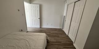 320 49th St Gallery 7