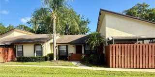 8005 SE Villa Circle Gallery 1