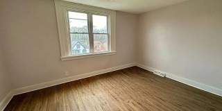 5404 Black St Gallery 12