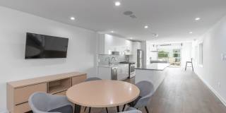 Graduate Pointe Gallery 59