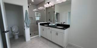4402 Longwood Lake Square Gallery 26