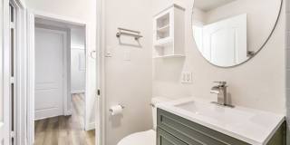 107 Manganese Street Gallery 22