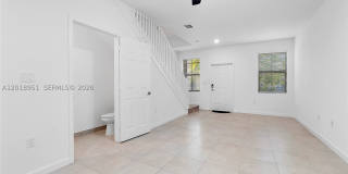 1541 SW 28th St Gallery 8