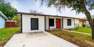 305 Laurelwood Drive Gallery 2