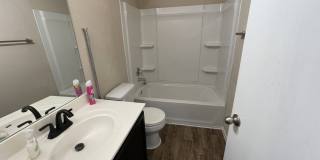 10014 Raspberry Oak Gallery 17