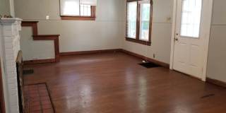 601 E University, Bloomington Gallery 14