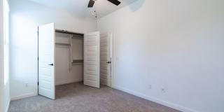 1005 South Hollywood Avenue Gallery 17