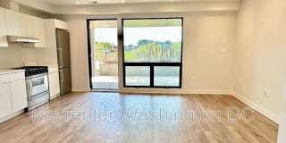 1460 Belmont St, NW - B04 Gallery 4