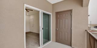 Spring River Luxury Apartment Homes Gallery 25