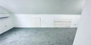 624 Chapel Street Gallery 11