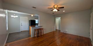 2/1 House With a Detached Garage / Garage Has Pool Table & Bathroom / Large Corner Lot / NBISD Gallery 16