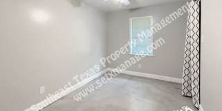 428 S 37th Street Gallery 11