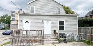 409 West Washington Street Gallery 15