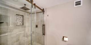 4822 OCEAN BOULEVARD Gallery 44