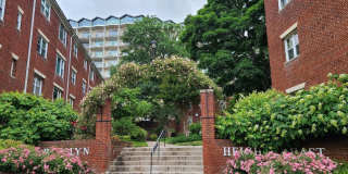 1300 N MEADE Street unit: 22 Gallery 1