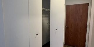 400 E Ohio Gallery 4