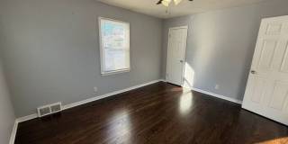 4511 Monroe Avenue Gallery 19