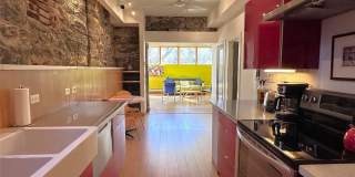 130C Biltmore Avenue Gallery 8