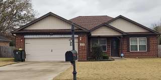 108 Hunter Way Gallery 1