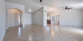 North West Chandler Home with a Pool Gallery 15