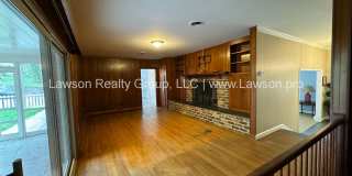 Spacious South Roanoke Home with Lawn Care Included Gallery 44