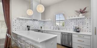 201 East Carson Street - 1 Gallery 4